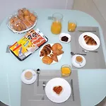 Con 테루엘